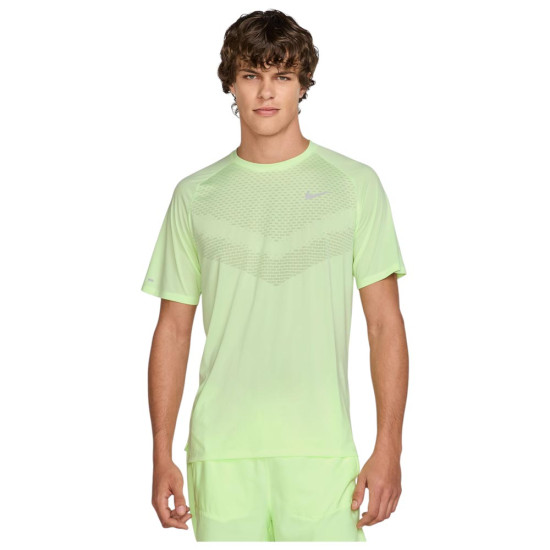 Nike Ανδρική κοντομάνικη μπλούζα Stride Dri-FIT Adv